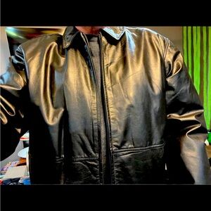 Men's Black XL
KNIGHTSBRIDGE Genuine
Leather Jacket